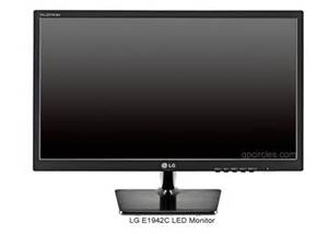 32” LCD Monitor-0